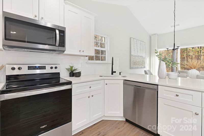 3318 Saint Evans Rd, Charlotte, NC 28214