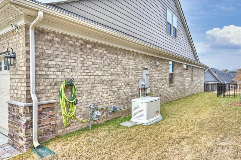 5011 Valor Ln, Mint Hill, NC 28227