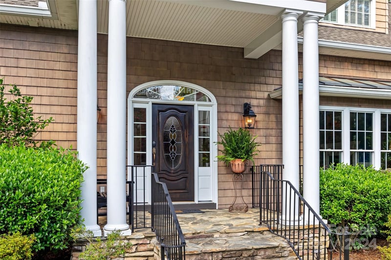 2892 Lake Wylie Dr, Rock Hill, SC 29732