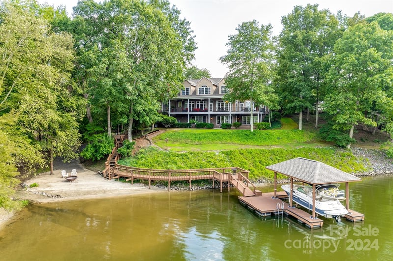 2892 Lake Wylie Dr, Rock Hill, SC 29732