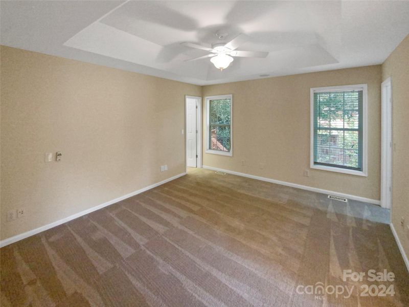 2072 Samantha Dr, Kannapolis, NC 28083