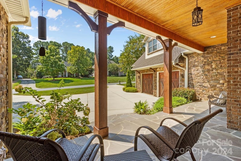 7789 Turnberry Ln, Stanley, NC 28164