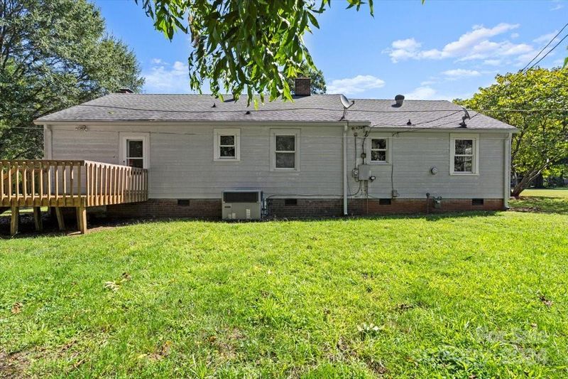 7705 Beatties Ford Rd, Charlotte, NC 28216