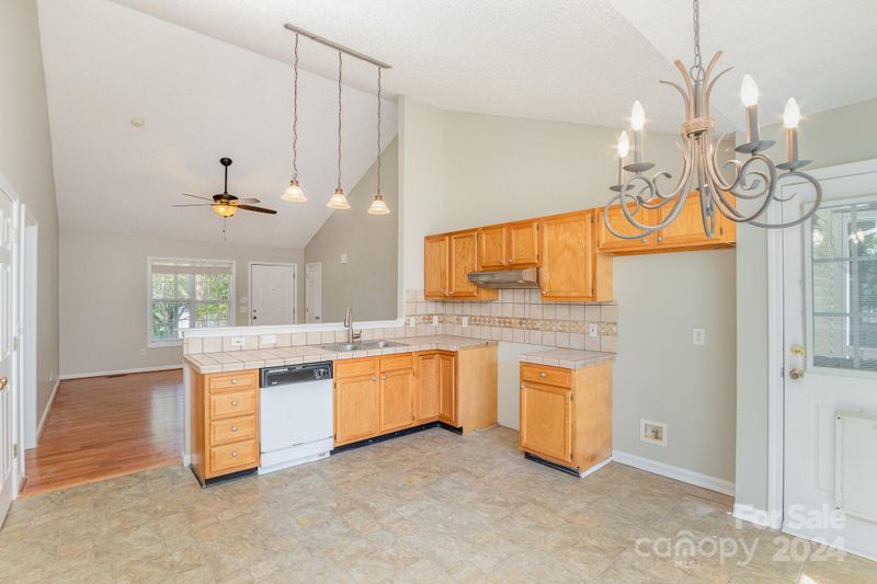 541 Short St, Concord, NC 28027