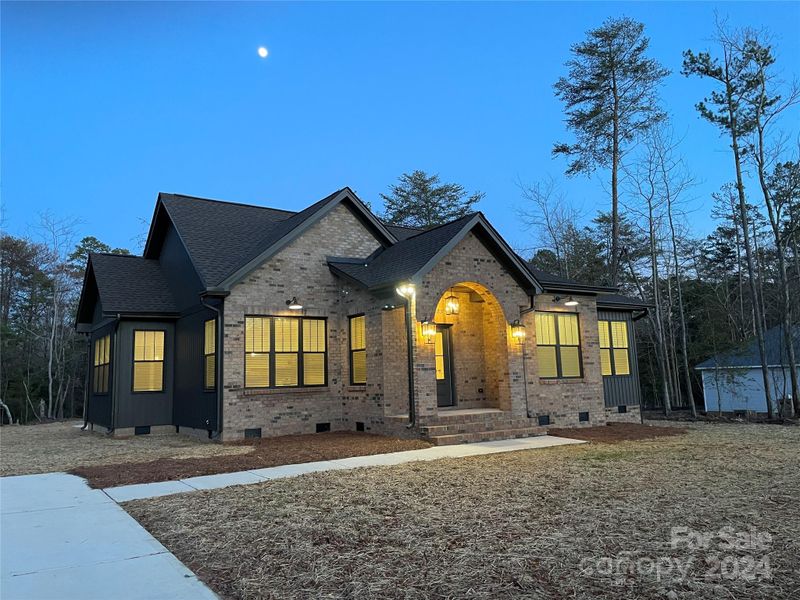 203 General As Johnston St, Stanley, NC 28164