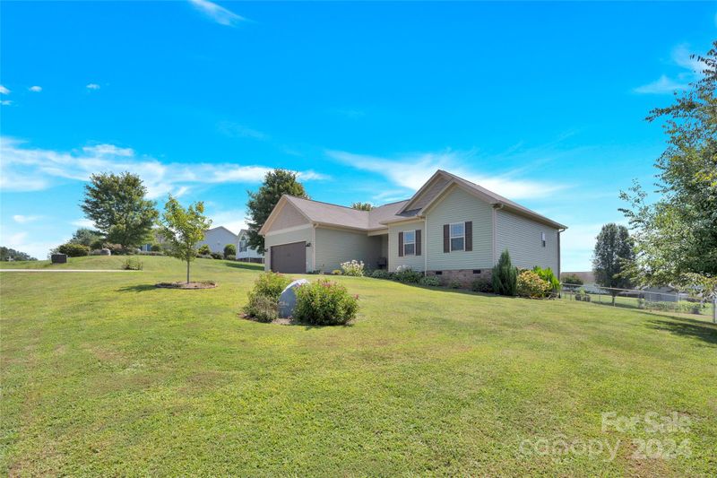 2757 Eagle Dr #11, Lincolnton, NC 28092