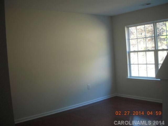 6236 Stonefort Ct, Charlotte, NC 28216