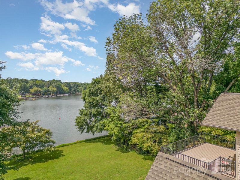 7707 Dellinger Rd, Denver, NC 28037