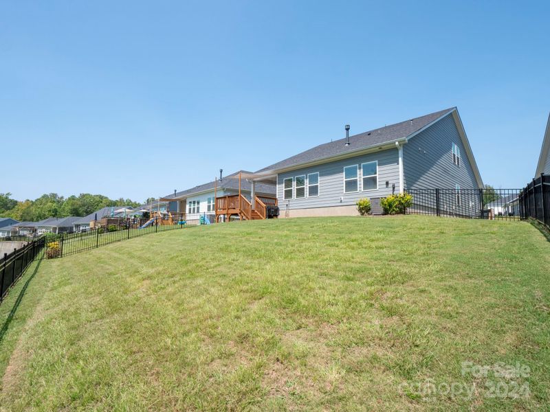 2165 Cherrybark Ct, Denver, NC 28037