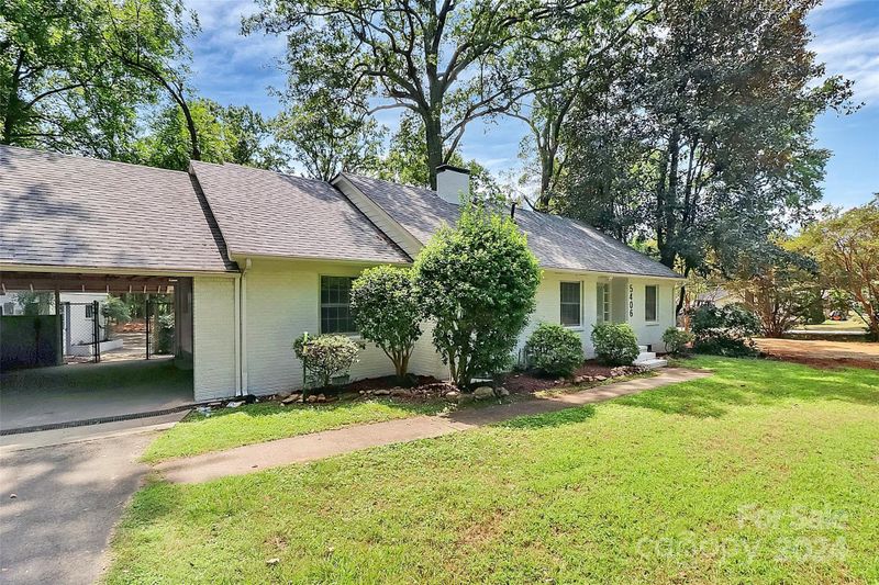 5406 Wales St, Charlotte, NC 28269