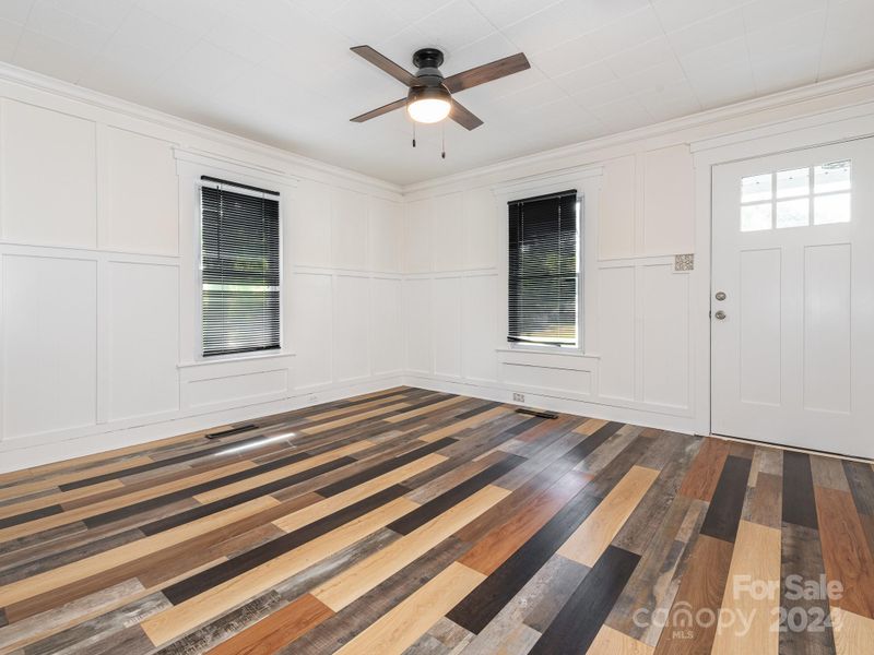 1017 E 10th St #10-12, Kannapolis, NC 28083