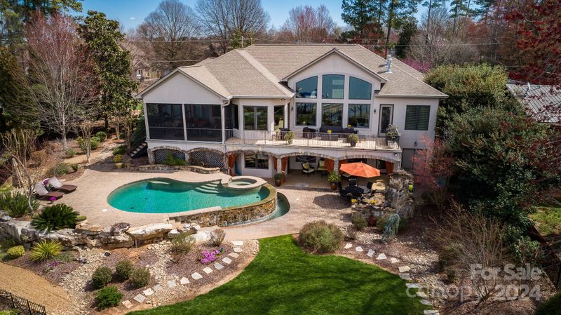 20417 Island Forest Dr, Cornelius, NC 28031