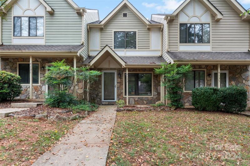 4133 North Course Dr, Charlotte, NC 28277