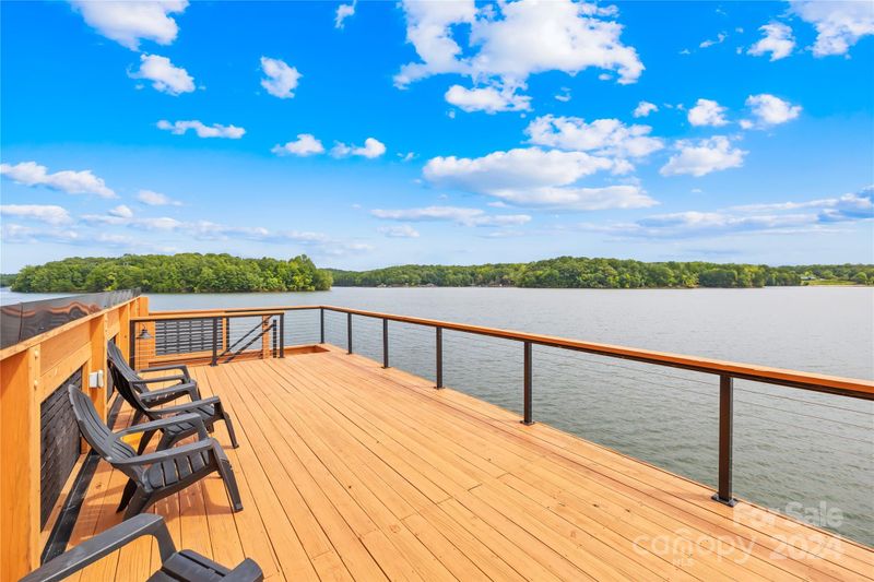 8799 Popular Ln, Sherrills Ford, NC 28673