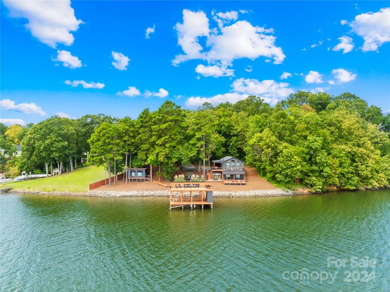 8799 Popular Ln, Sherrills Ford, NC 28673