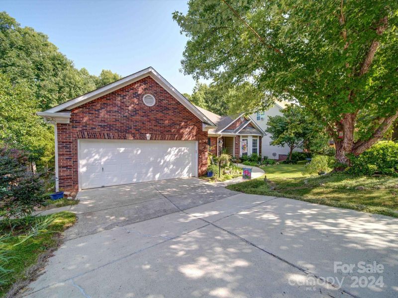 7902 Kingston Dr, Waxhaw, NC 28173