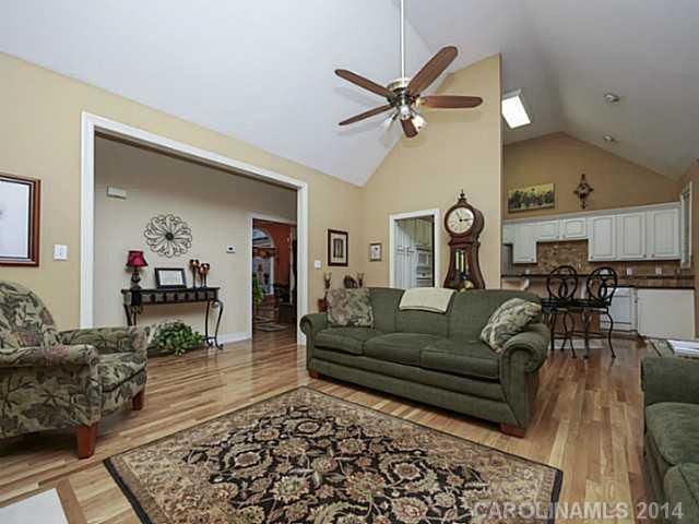 121 Hancock Crossing, Clover, SC 29710