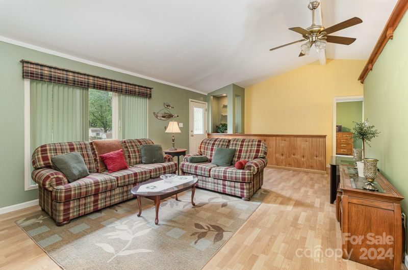 9520 Buckskin Ln, Mint Hill, NC 28227