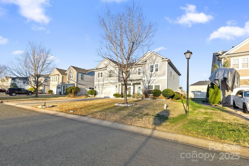 9929 Markus Dr, Mint Hill, NC 28227