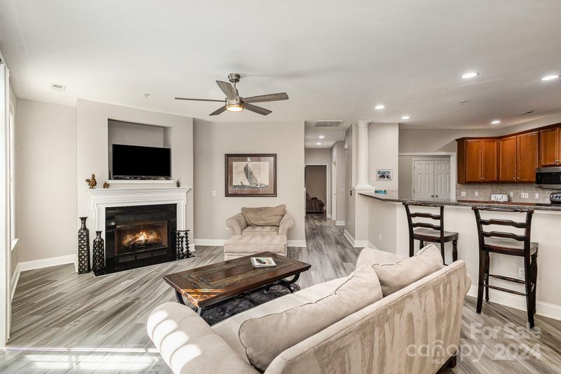 8953 Rosalyn Glen Rd, Cornelius, NC 28031