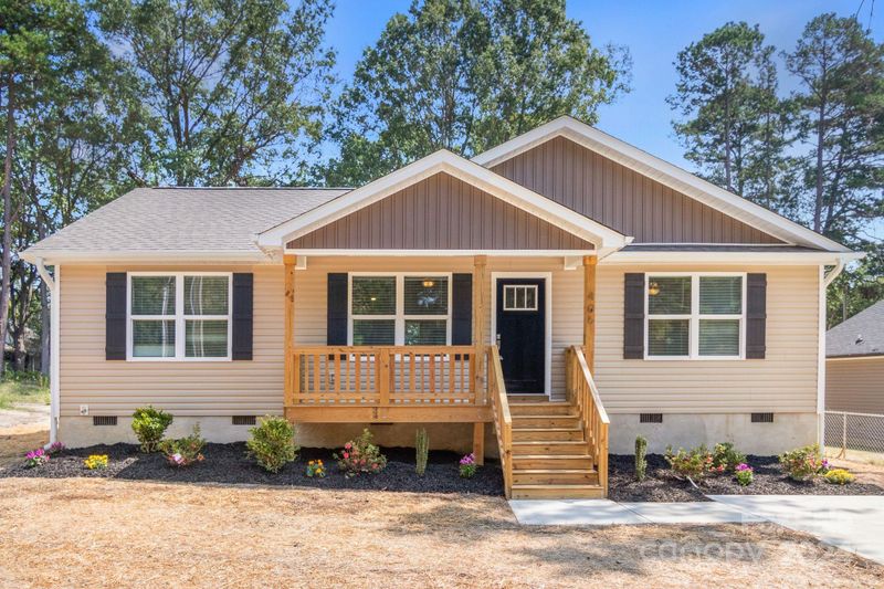 406 Digh St, Gastonia, NC 28052