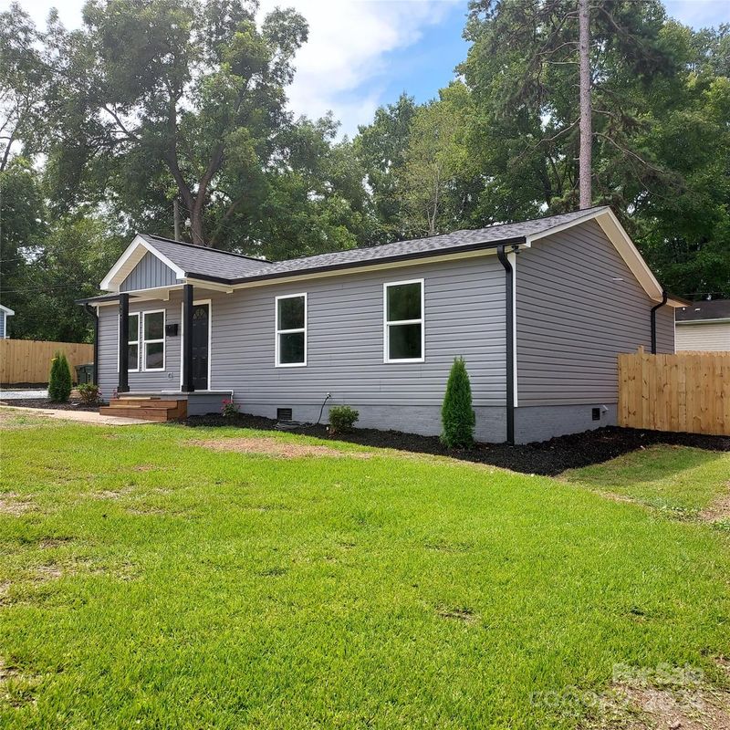 607 N West St, Monroe, NC 28112