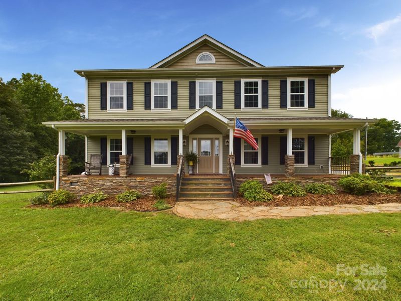 3636 33rd Ave NE, Hickory, NC 28601