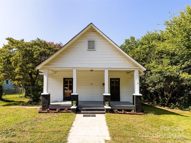 1908 Gum St, Gastonia, NC 28054