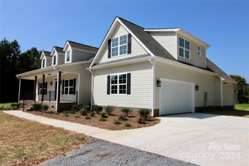 4631 Simpson Rd, Edgemoor, SC 29712