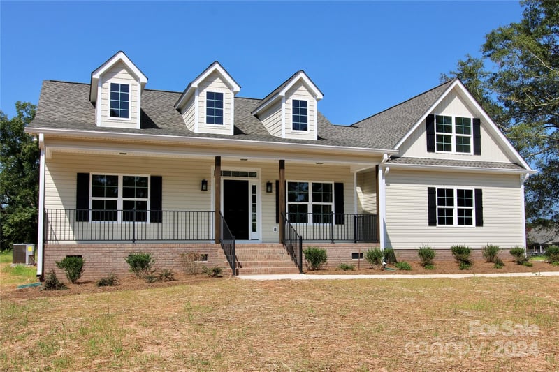 4631 Simpson Rd, Edgemoor, SC 29712