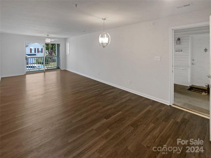 4432 Eaves Ln, Charlotte, NC 28215