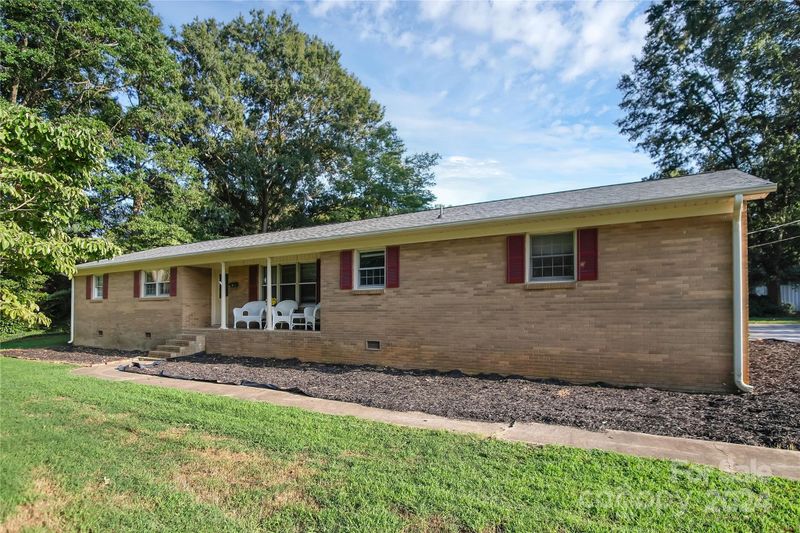 121 Ethel Dr, Stanley, NC 28164
