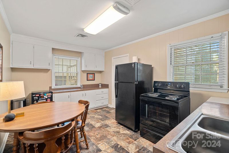 815 Mauney Ave, Gastonia, NC 28052