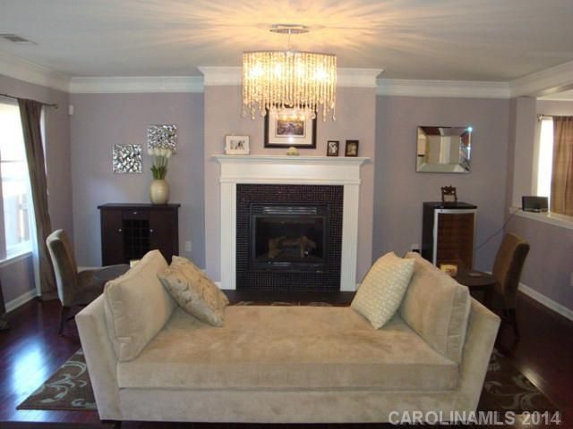 13409 Pontchatrain Ave, Charlotte, NC 28273