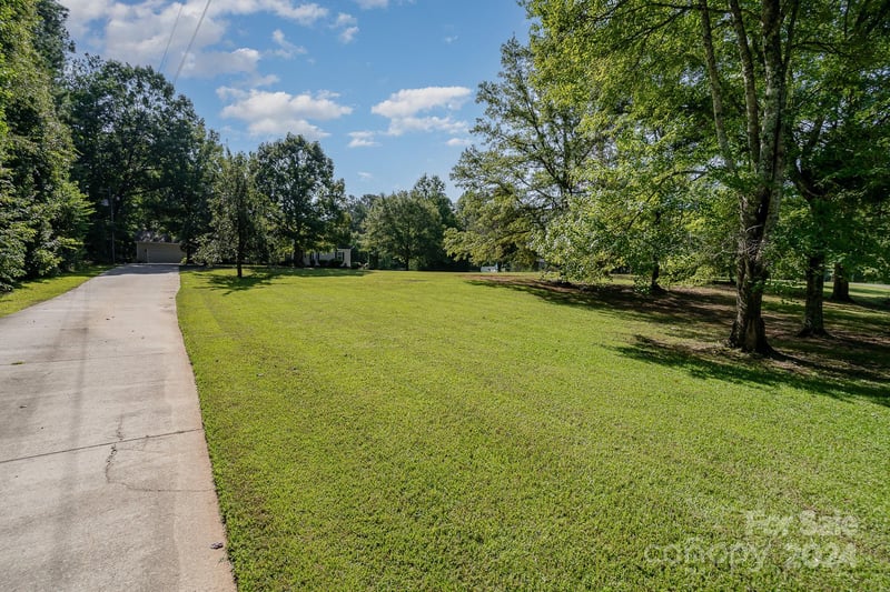 4587 Mount Carmel Rd, Heath Springs, SC 29058
