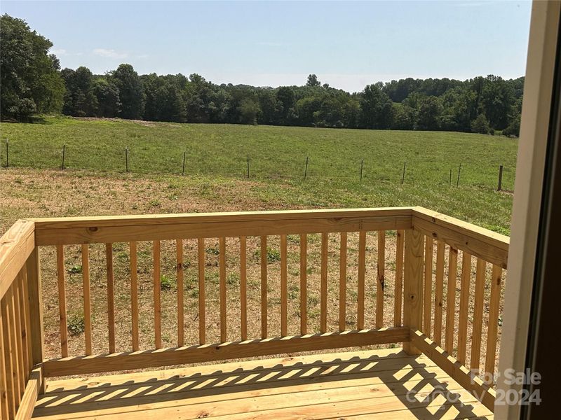 294 Rock Springs Rd, Harmony, NC 28634