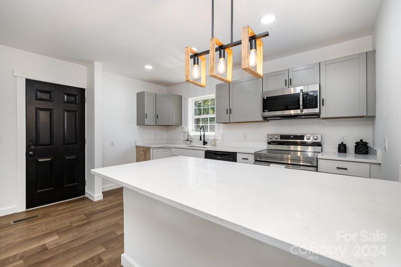 1718 Prestige Dr, Conover, NC 28613