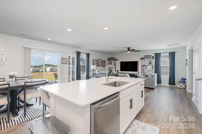 5186 Duck Ln, Catawba, NC 28609