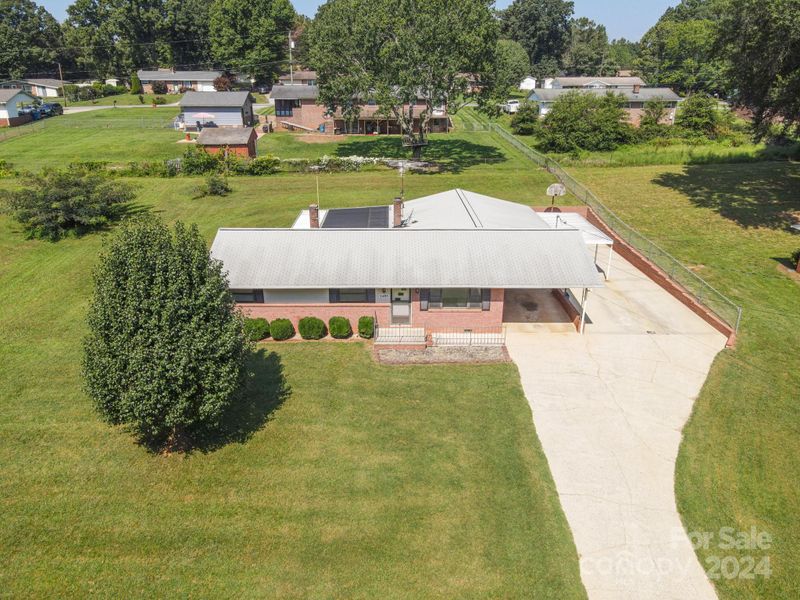 1485 20th St NE, Hickory, NC 28601