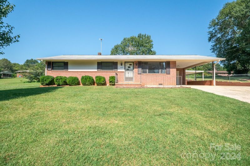 1485 20th St NE, Hickory, NC 28601