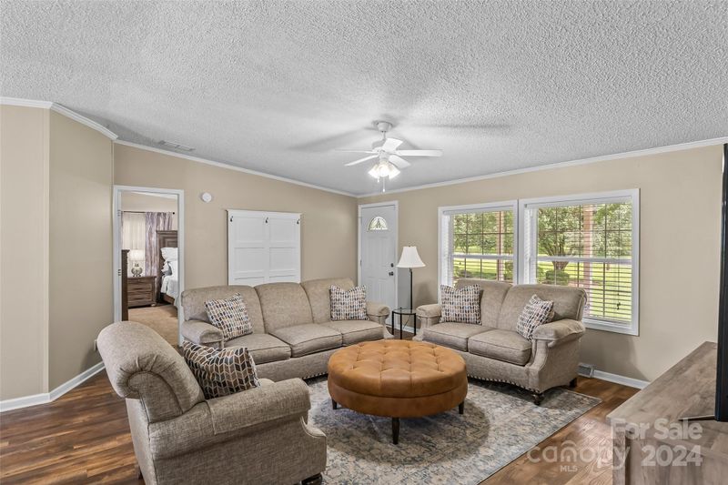 108 Rockett St SE, Conover, NC 28613