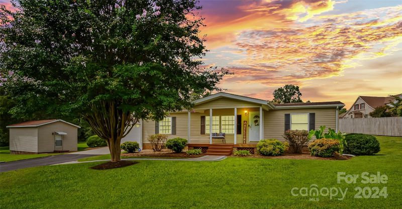 108 Rockett St SE, Conover, NC 28613