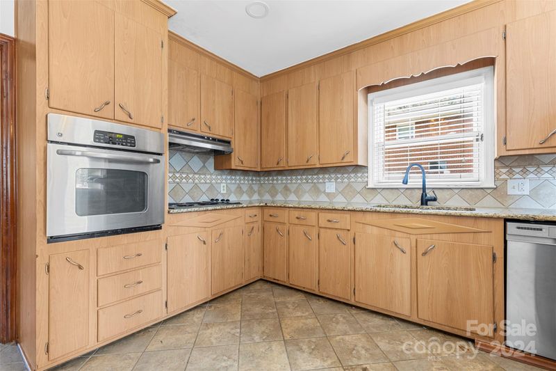 5428 Alpine Ln, Charlotte, NC 28269