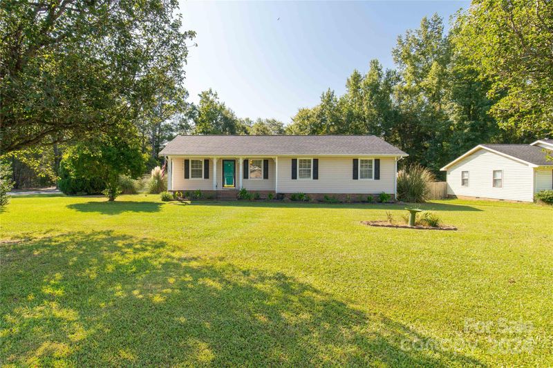 2005 Hilton Way Rd, Lancaster, SC 29720