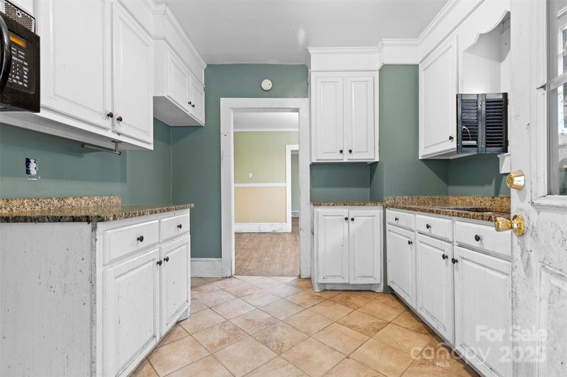 408 S Shelby St, Blacksburg, SC 29702