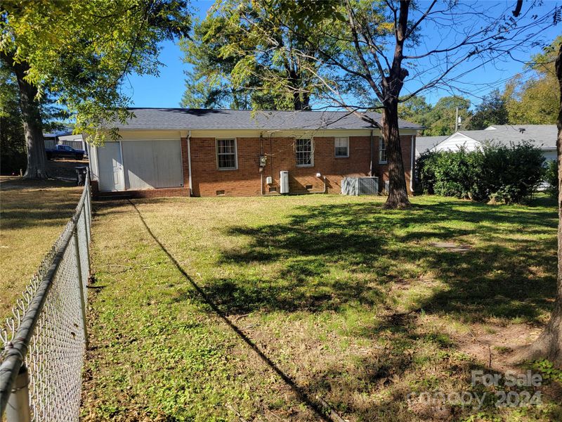 600 Hyde Park Dr NE, Concord, NC 28025
