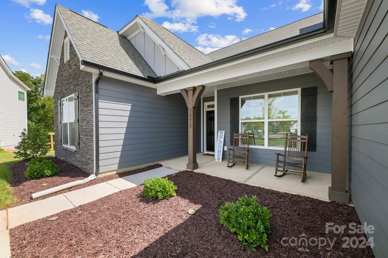 3070 Birch Creek Dr, Gastonia, NC 28054