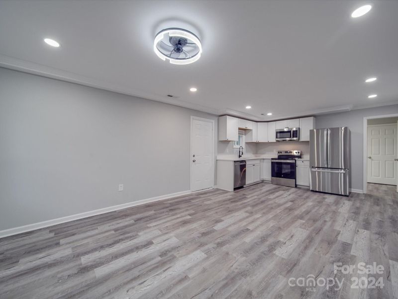 1609 Mcfarland Ave, Gastonia, NC 28052
