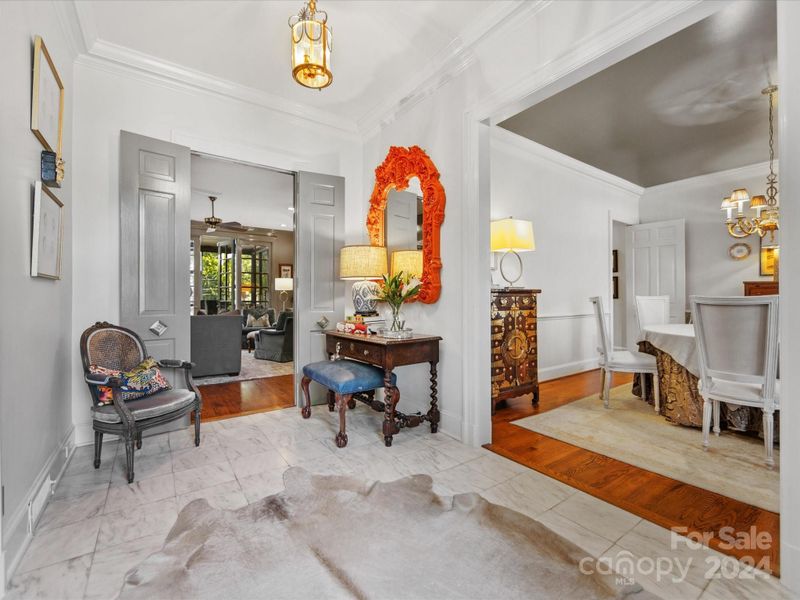 2407 Warburton Rd, Charlotte, NC 28211