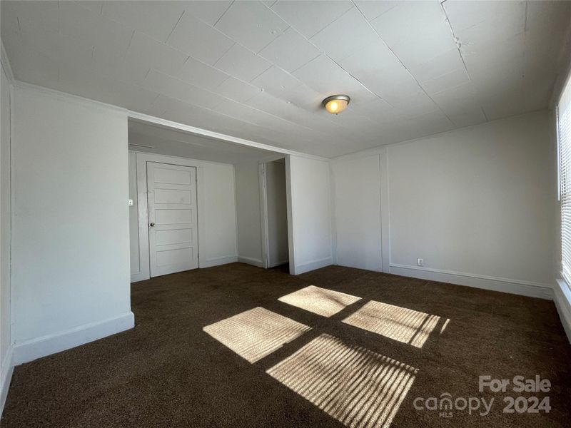 321 N Poplar St, Gastonia, NC 28054